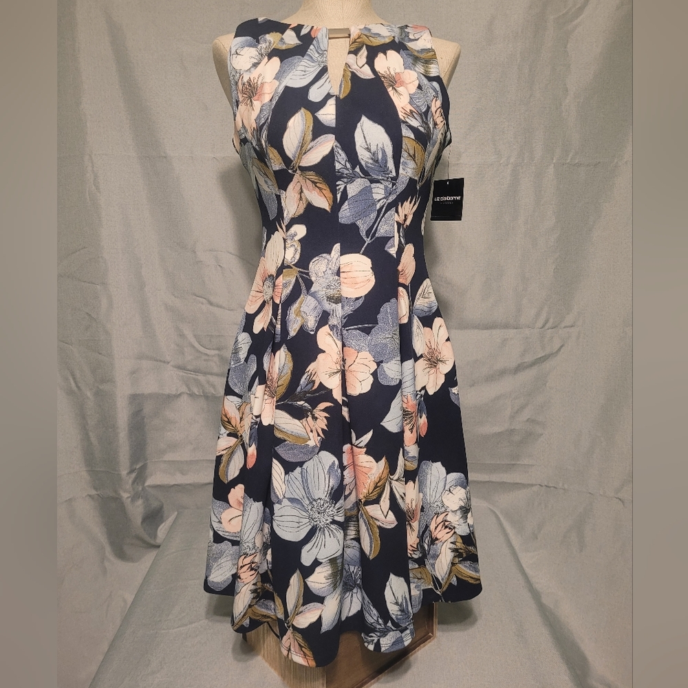 NWT Liz Claiborne size 4 Business Casual Flowe Print Dress